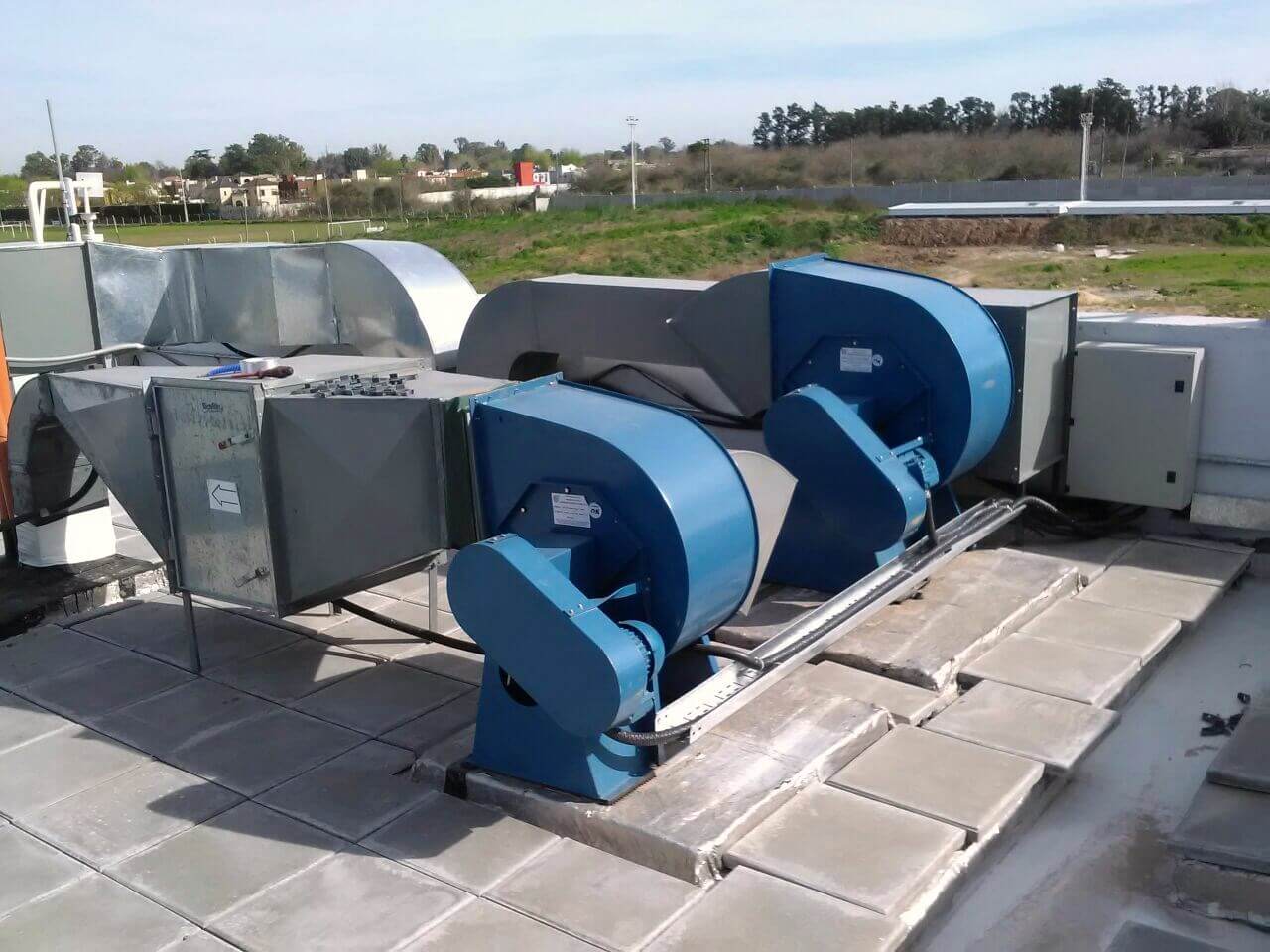 Comyres - 3